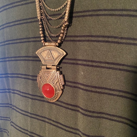 Lucky Brand necklace - Picture 2 of 2